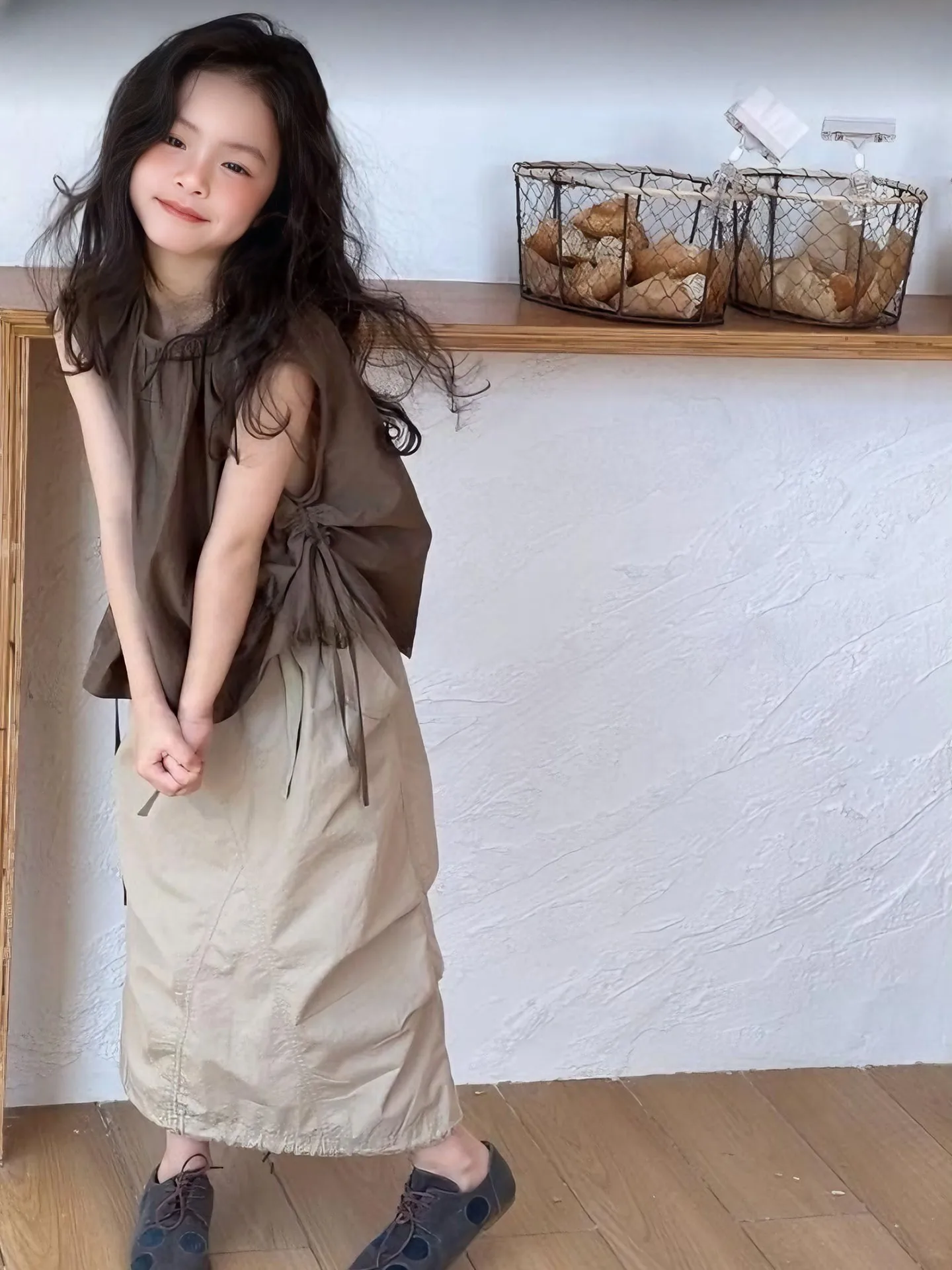 Spring Fashionable Girls Outfit Thin Shirt And Half Skirt Two-Piece Set Korean Style Child Clothing Warm Breathable Antibacte...
Spring Fashionable Girls Outfit Thin Shirt And Half Skirt Two-Piece Set Korean Style Child Clothing Warm Breathable Antibacte...