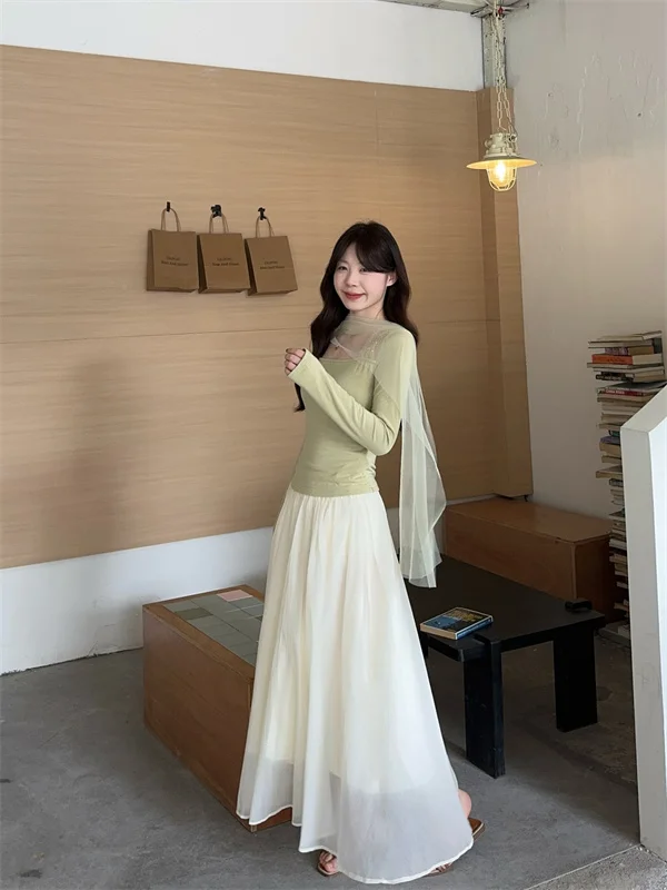 Kumikumi Gentle Set Green Slim Mesh Splicing T-shirt Women's High Waist Wide Skirt Two-Piece Spring Fashion Casual Outfit
Kumikumi Gentle Set Green Slim Mesh Splicing T-shirt Women's High Waist Wide Skirt Two-Piece Spring Fashion Casual Outfit