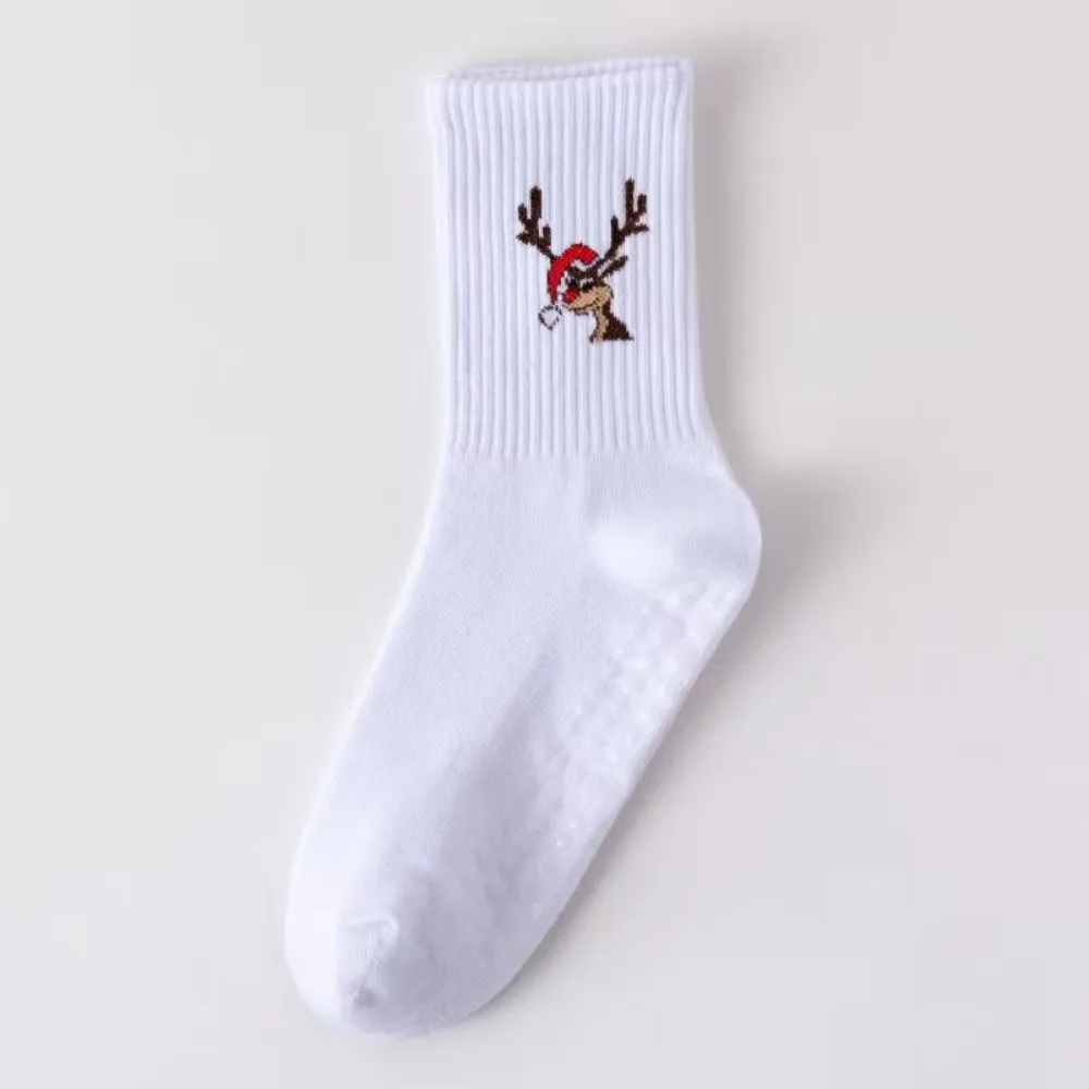 New Cotton Pilates Socks Breathable Sweat-absorbent Yoga Socks Casual Harajuku Street Deer Embroidery Socks
New Cotton Pilates Socks Breathable Sweat-absorbent Yoga Socks Casual Harajuku Street Deer Embroidery Socks