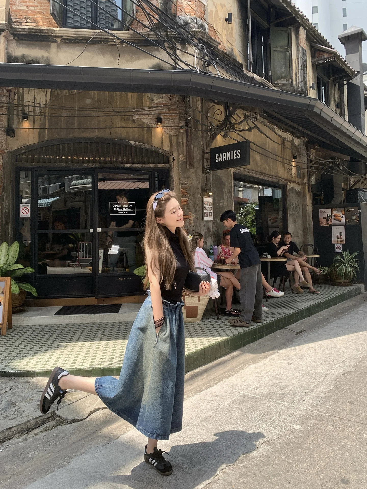 Washed Denim Blue Flower Bud Skirt Casual Vintage Style Half-length A-line Skirt for Teen Girls Leather Fabric
Washed Denim Blue Flower Bud Skirt Casual Vintage Style Half-length A-line Skirt for Teen Girls Leather Fabric