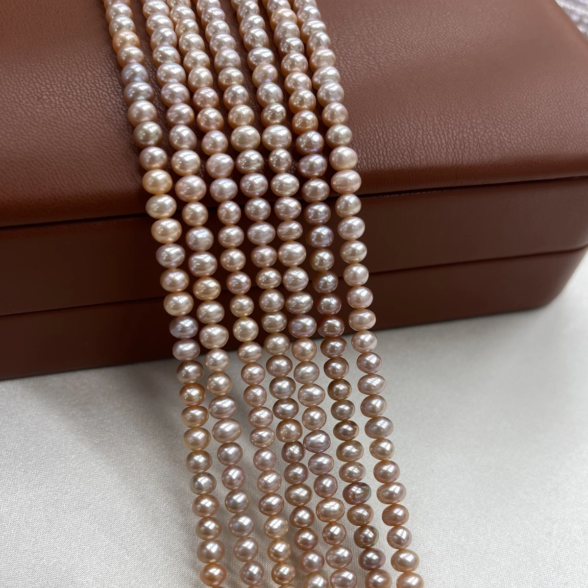 Natural Freshwater Pearl Isolated Near-round Purple Orange Punch Loose BeadJewelry MakeDIY Necklace Bracelet Accessories 4-5mm
Natural Freshwater Pearl Isolated Near-round Purple Orange Punch Loose BeadJewelry MakeDIY Necklace Bracelet Accessories 4-5mm