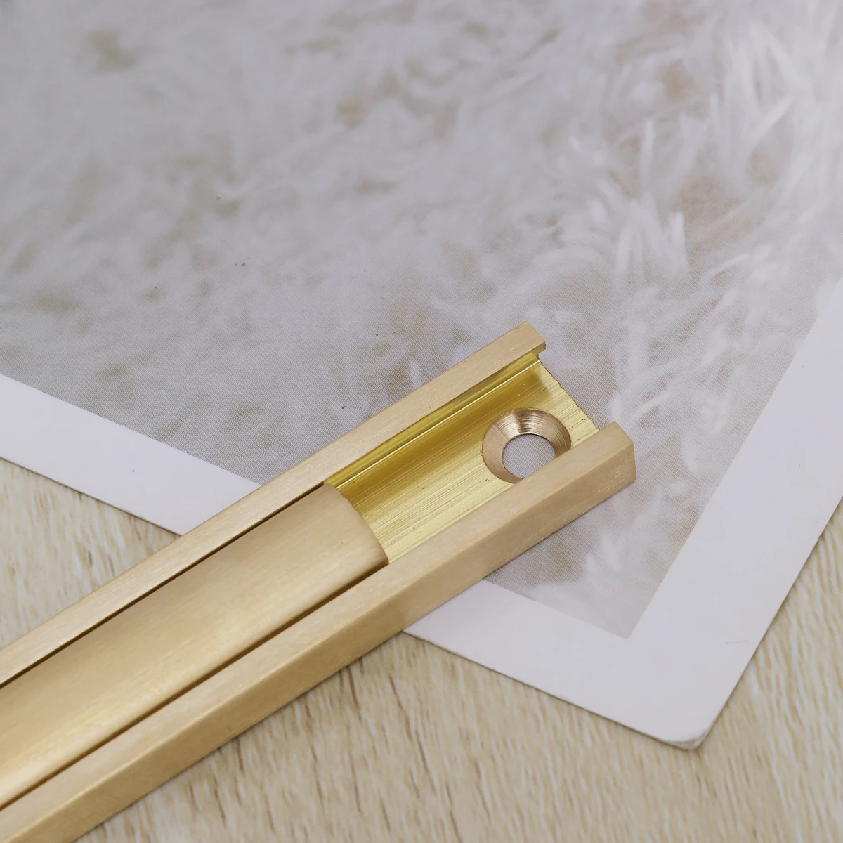 Copper Matte Door Insert Bolt Invisible Latch Flush Head Anti-Theft Lock Buckle Repair Furniture
Copper Matte Door Insert Bolt Invisible Latch Flush Head Anti-Theft Lock Buckle Repair Furniture