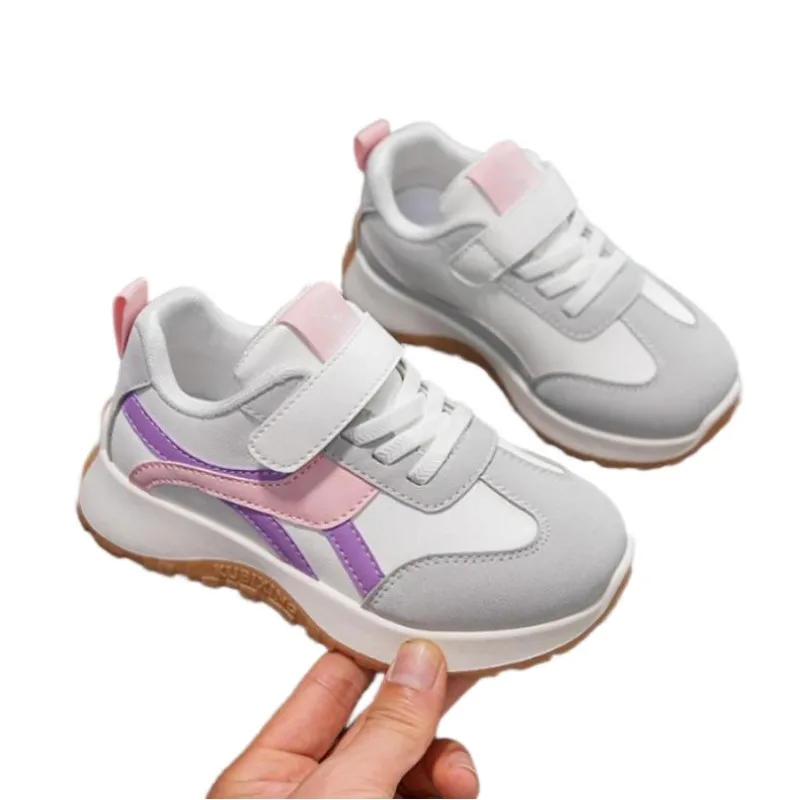Детская весенне-осенняя новая спортивная обувь 2026, повседневная обувь с кожаной поверхностью на мягкой подошве для мальчиков и девочек, студенческие кроссовки 26-37
Детская весенне-осенняя новая спортивная обувь 2026, повседневная обувь с кожаной поверхностью на мягкой подошве для мальчиков и девочек, студенческие кроссовки 26-37