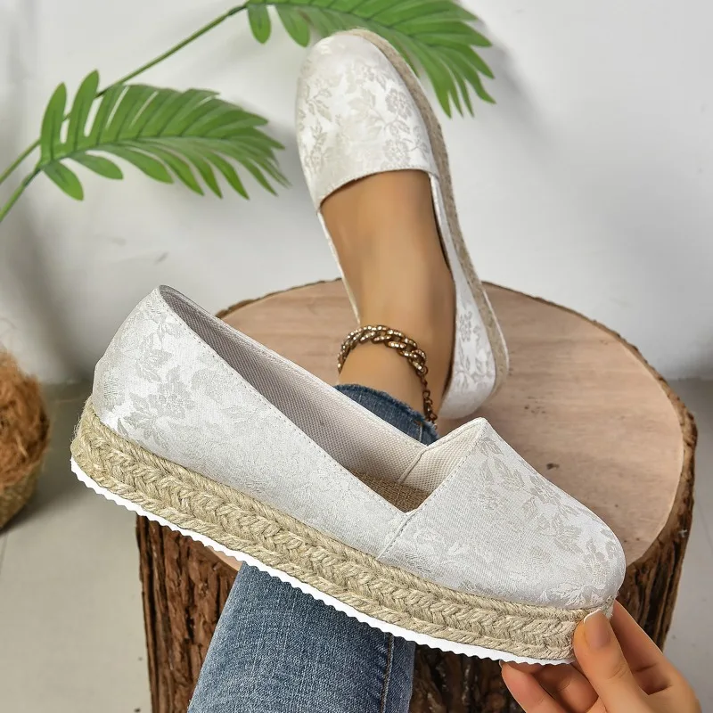 2025 New Shoes Woman Flats Round Toe Casual Female Sneakers Dress Big Size Summer Slip-On Rubber Microfiber
2025 New Shoes Woman Flats Round Toe Casual Female Sneakers Dress Big Size Summer Slip-On Rubber Microfiber