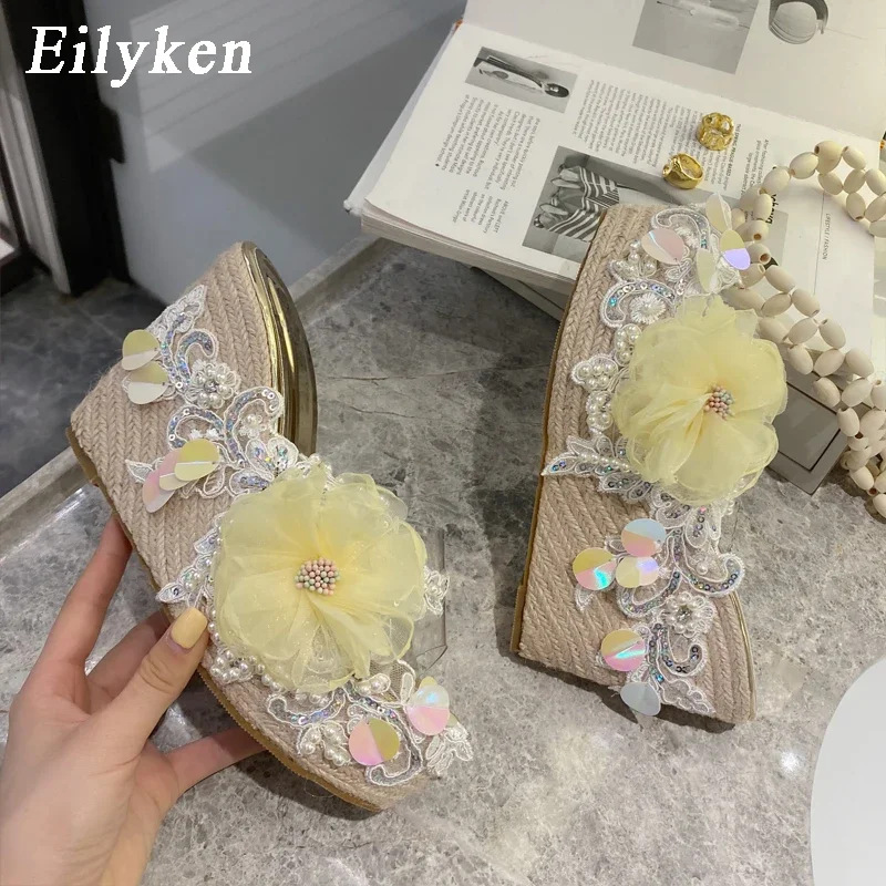 Eilyken/женские шлепанцы на танкетке золотистого и серебряного цвета; Элегантные прозрачные туфли из ПВХ на высоком каблуке; Вечерние под платье; Летняя обувь 
Eilyken/женские шлепанцы на танкетке золотистого и серебряного цвета; Элегантные прозрачные туфли из ПВХ на высоком каблуке; Вечерние под платье; Летняя обувь