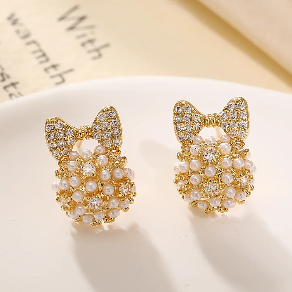 Fashionable and exquisite bow earrings, micro-encrusted zircon earrings, high-end, niche, elegant and versatile earrings
Fashionable and exquisite bow earrings, micro-encrusted zircon earrings, high-end, niche, elegant and versatile earrings