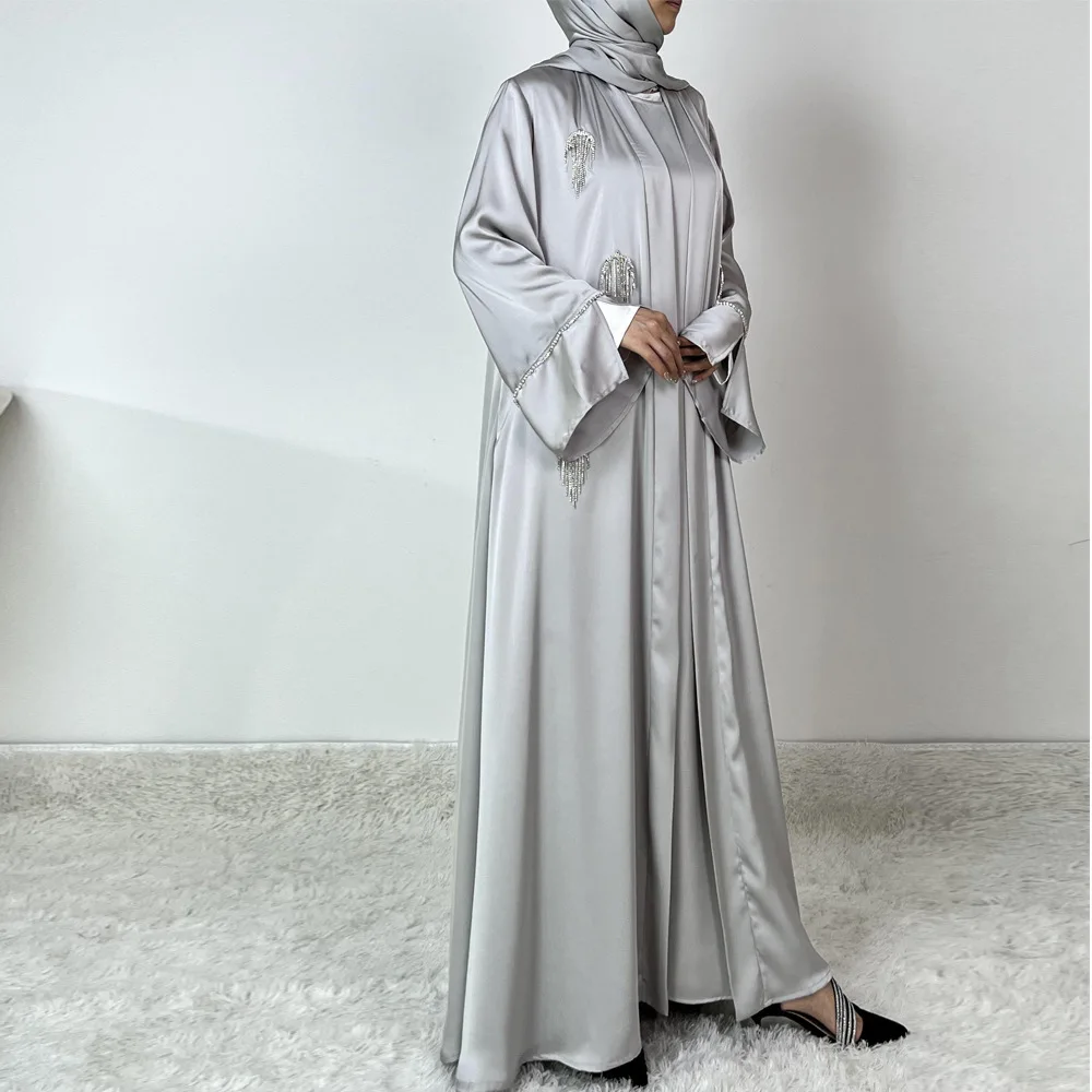INS New Fashionable Bright Diamond Strip Outer Long Dress Robe Long Dress Ethnic Clothing Set 4634
INS New Fashionable Bright Diamond Strip Outer Long Dress Robe Long Dress Ethnic Clothing Set 4634