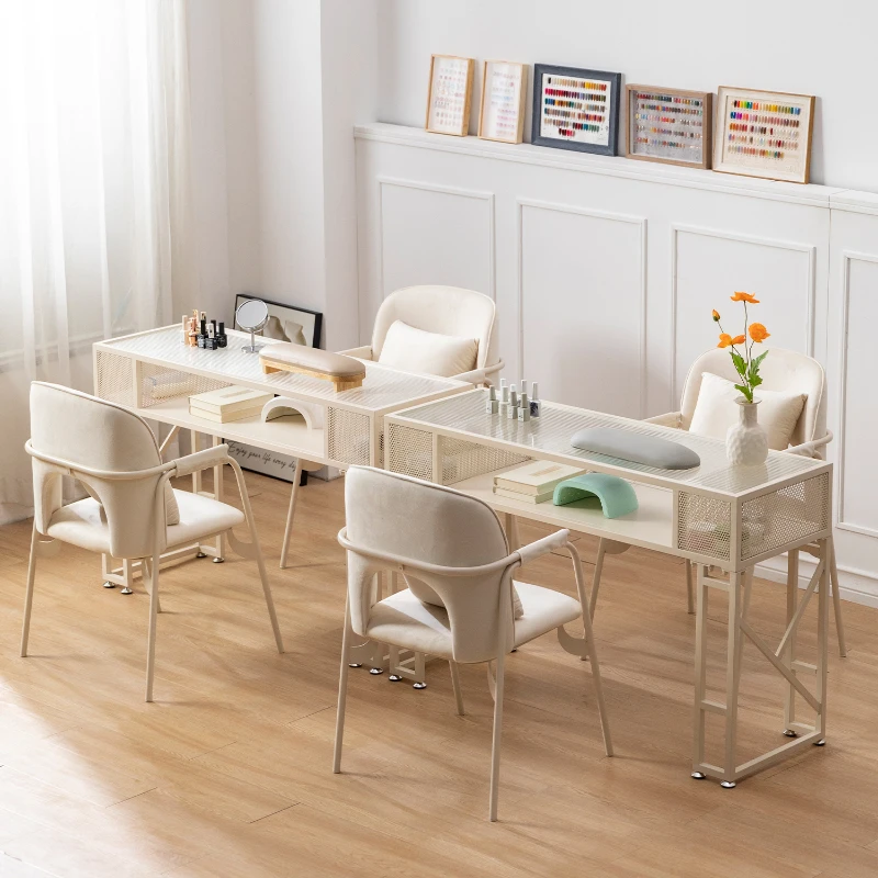 Design Glass Nail Table Square Simple Transparent Manicure Table Professionals Modern Maniküre Tisch Nail Salon Furniture CM50ZJ
Design Glass Nail Table Square Simple Transparent Manicure Table Professionals Modern Maniküre Tisch Nail Salon Furniture CM50ZJ