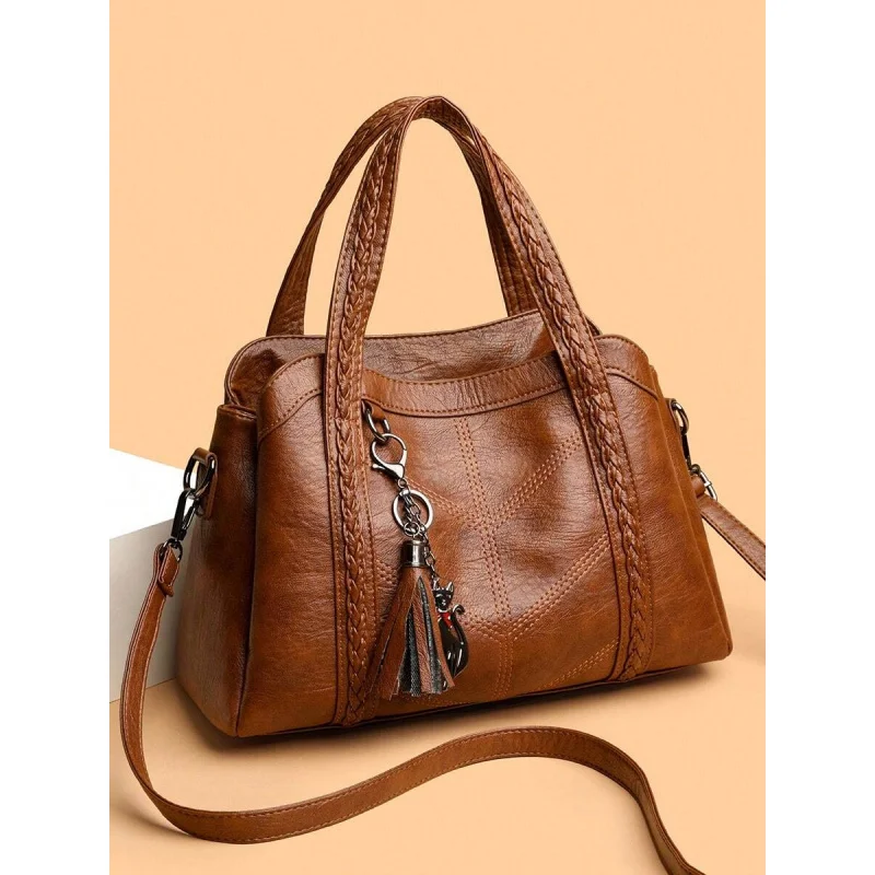 New PU Leather Handbag For Women With A Retro Style, Fringed Decoration, Fashionable Zipper Shoulder Bag And Detachable Strap, A
New PU Leather Handbag For Women With A Retro Style, Fringed Decoration, Fashionable Zipper Shoulder Bag And Detachable Strap, A