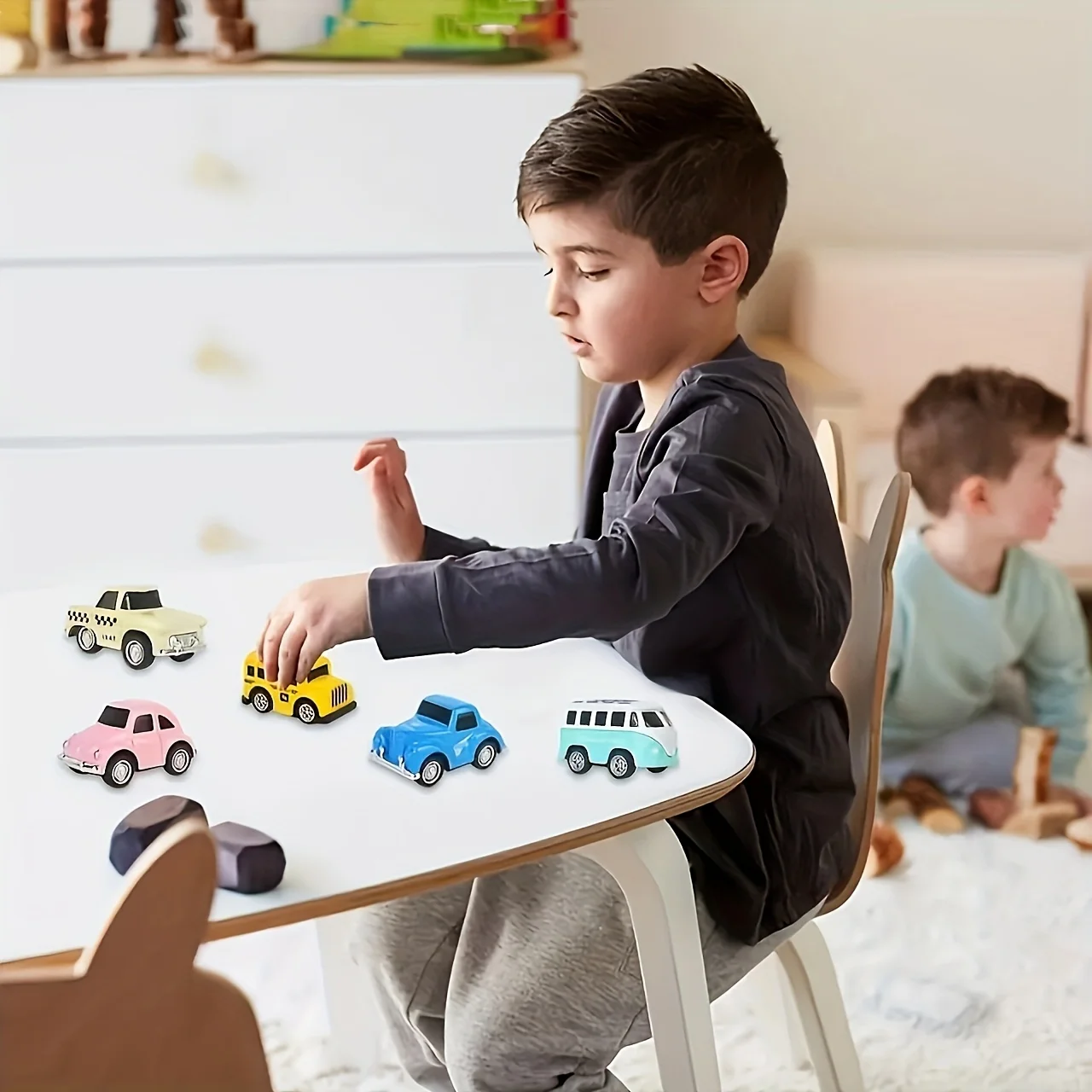 8 pieces, mini alloy car toy set, with return force function, model toy display item, gift for table decoration, gift item
8 pieces, mini alloy car toy set, with return force function, model toy display item, gift for table decoration, gift item
