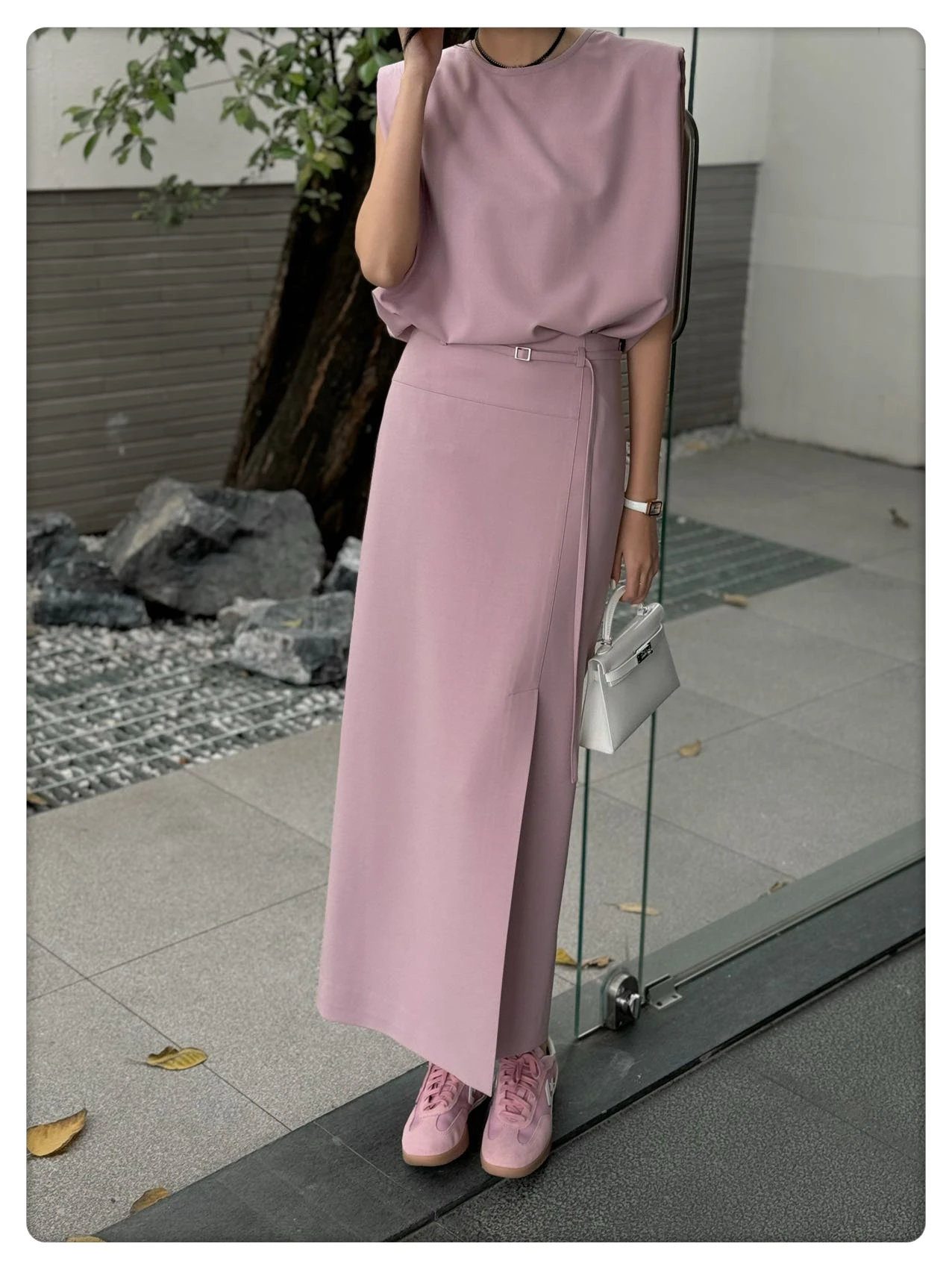 Ele Commute Slim Fit round Ne Svel Top Women Color Versatile Svel T-irt Vest Small irt 933
Ele Commute Slim Fit round Ne Svel Top Women Color Versatile Svel T-irt Vest Small irt 933