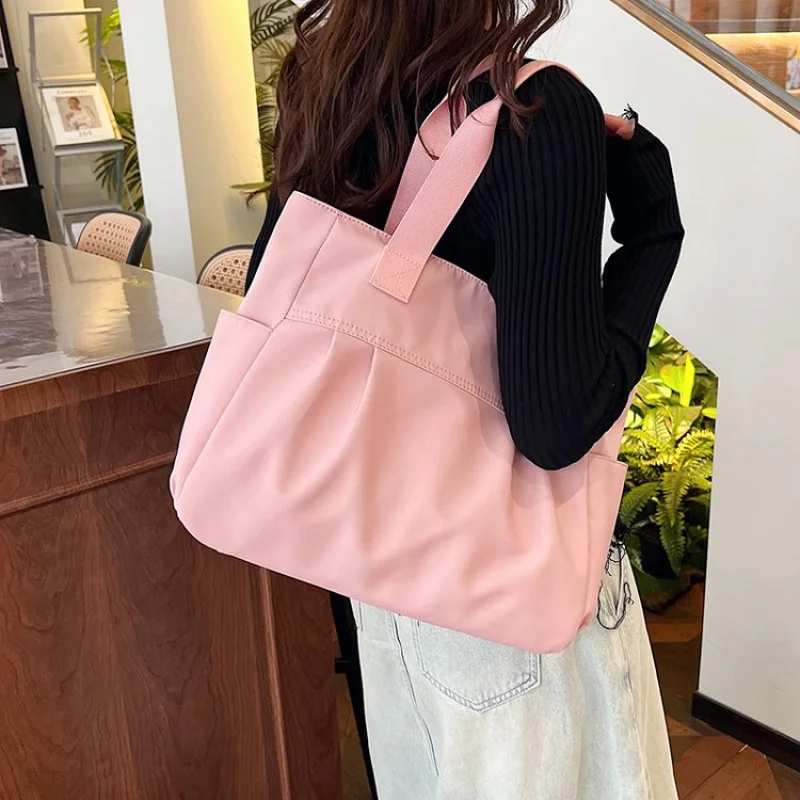 2025 New High-end Luxury Brand Ladies Leather Shoulder Bag Famous Designer Vintage Elegant Paris
2025 New High-end Luxury Brand Ladies Leather Shoulder Bag Famous Designer Vintage Elegant Paris