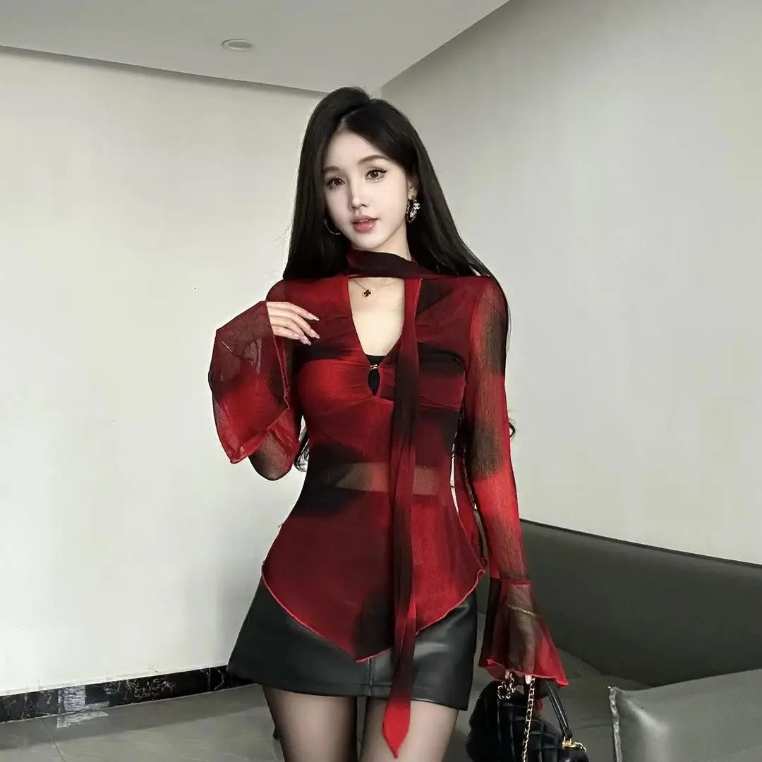 Fashion Retro Tie-Dyed Streamers Irregular Long-Sleeved Mesh T-Shirt Women 2025 Spring New Ins Top
Fashion Retro Tie-Dyed Streamers Irregular Long-Sleeved Mesh T-Shirt Women 2025 Spring New Ins Top