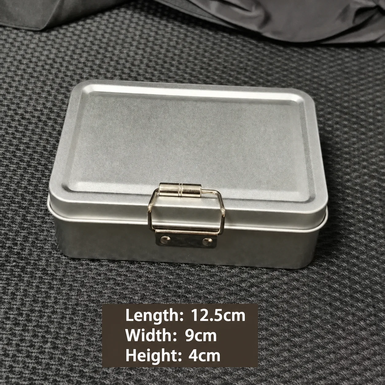 Rectangular Storage Container Compact Metal Jewelry Box Tin Box For Candy Exquisitely Crafted Tea Storage Tin For Kitchen Tea
Rectangular Storage Container Compact Metal Jewelry Box Tin Box For Candy Exquisitely Crafted Tea Storage Tin For Kitchen Tea