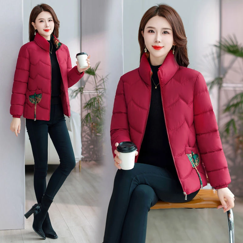 Winter Short Down Cotton Jacket 2024 New Stand-Up Collar Thicken Women's Clothes Coat Fashion Chinoiserie Female Parkas Outeawer
Winter Short Down Cotton Jacket 2024 New Stand-Up Collar Thicken Women's Clothes Coat Fashion Chinoiserie Female Parkas Outeawer