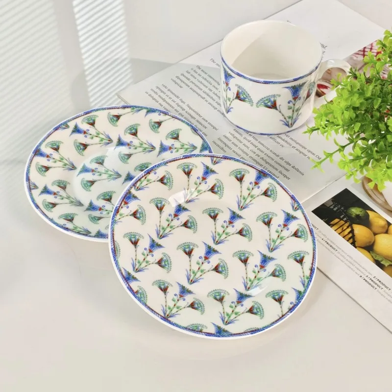 New Bone China Coffee Cup Saucer Tea Set Minimalist Fresh Dinner Plates Household Dishes for Daily Use
New Bone China Coffee Cup Saucer Tea Set Minimalist Fresh Dinner Plates Household Dishes for Daily Use