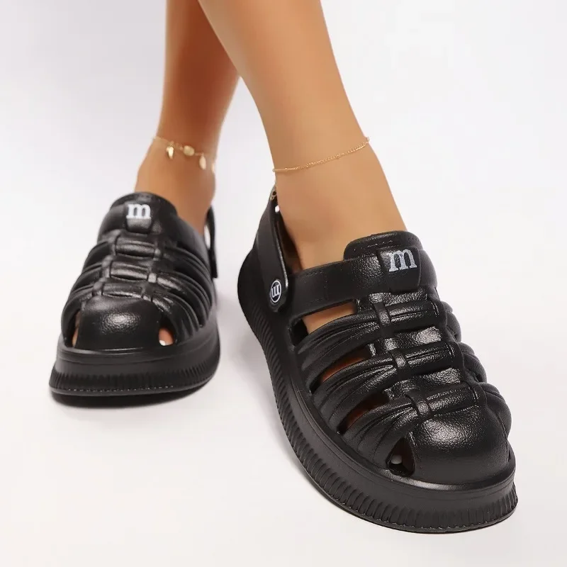 2025 Outdoor Summer Light Women's Slippers Casual Closed Toe Sandals Women Round Toe Slip on Hollow Platform Hot Sale Slippers
2025 Outdoor Summer Light Women's Slippers Casual Closed Toe Sandals Women Round Toe Slip on Hollow Platform Hot Sale Slippers