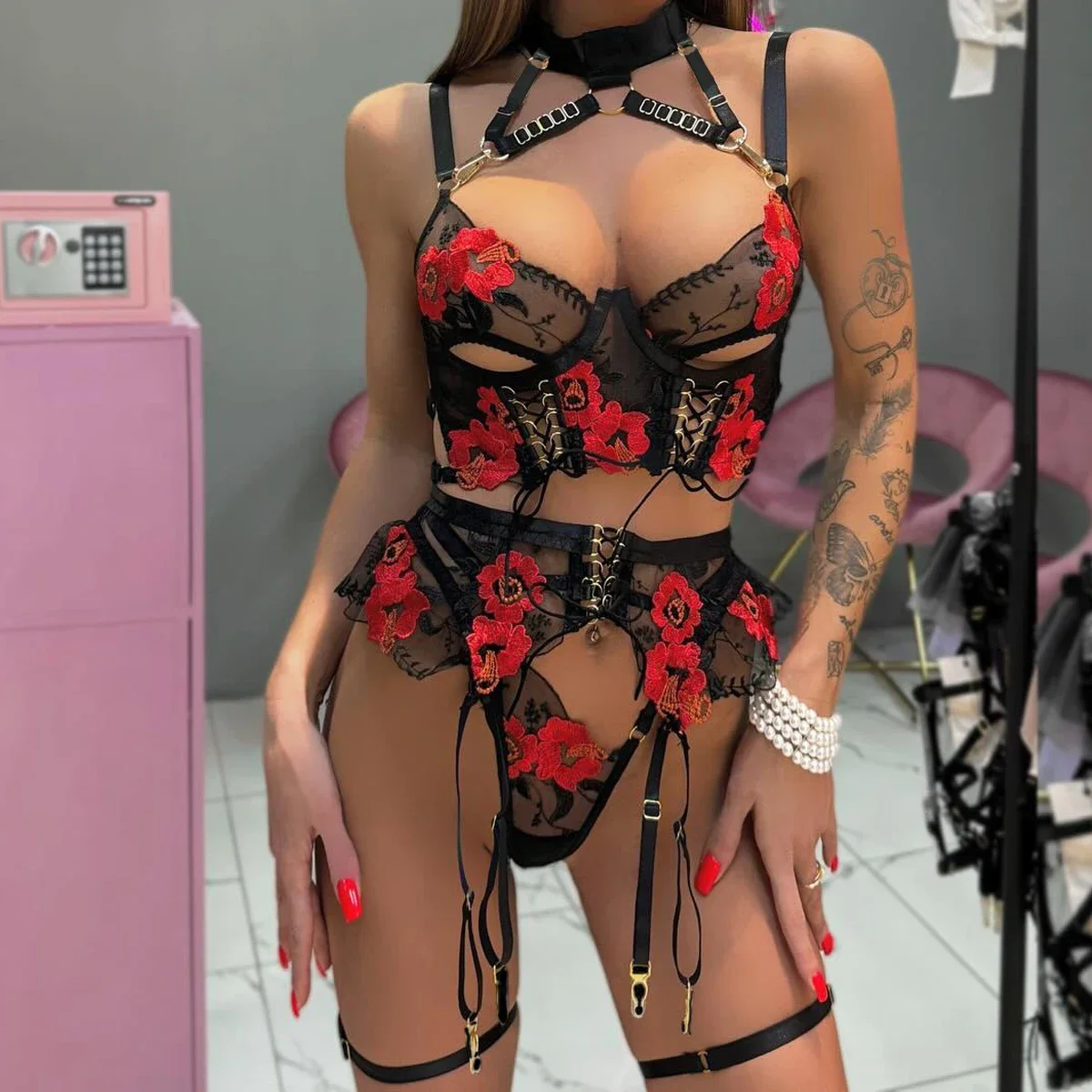 MUZISKAT Luxury Red Underwear Embroidered Flower Bra Fancy Garter Set Transparent Lace Womens Sexy Underwear Erotic Clothing
MUZISKAT Luxury Red Underwear Embroidered Flower Bra Fancy Garter Set Transparent Lace Womens Sexy Underwear Erotic Clothing