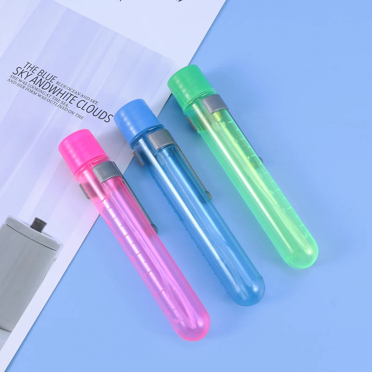 12pcs Bubble Wand Pen Shaped Bubble Wand Set Smelless for Kids Child Birthday Party Favor Wedding Summer Outdoor
12pcs Bubble Wand Pen Shaped Bubble Wand Set Smelless for Kids Child Birthday Party Favor Wedding Summer Outdoor