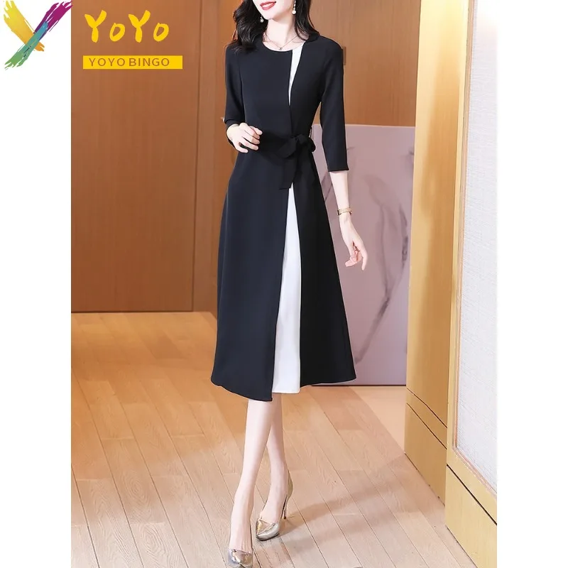 Autumn 2024 Black Color Block O-neck 3/4 Sleeve Lacing A-line Dress Elegant temperament Slim Bodycon Office Lady Dress
Autumn 2024 Black Color Block O-neck 3/4 Sleeve Lacing A-line Dress Elegant temperament Slim Bodycon Office Lady Dress