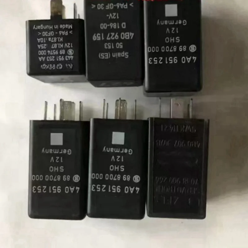 1-pcs Car Relays for Audi A6 C5 A4 VW B6 Relay 627 369 602 219 Original Parts 627 369 602 219
1-pcs Car Relays for Audi A6 C5 A4 VW B6 Relay 627 369 602 219 Original Parts 627 369 602 219