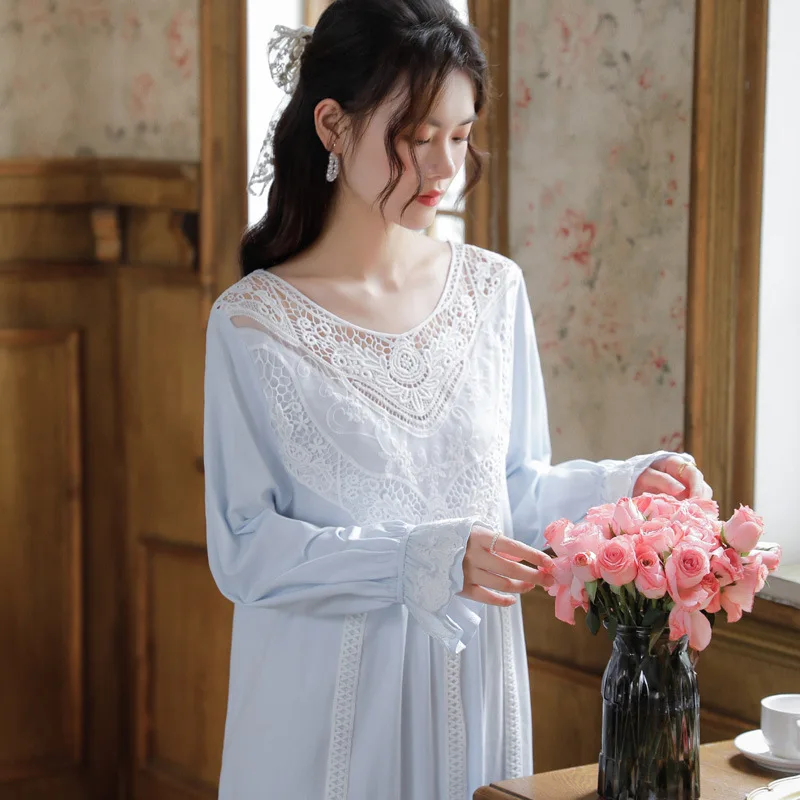 Женская ночная рубашка с длинным рукавом, весенняя, хлопковая, винтажная, ретро, с кружевом, в стиле принцессы, свободная, для дома и улицы, осенняя одежда
Женская ночная рубашка с длинным рукавом, весенняя, хлопковая, винтажная, ретро, с кружевом, в стиле принцессы, свободная, для дома и улицы, осенняя одежда