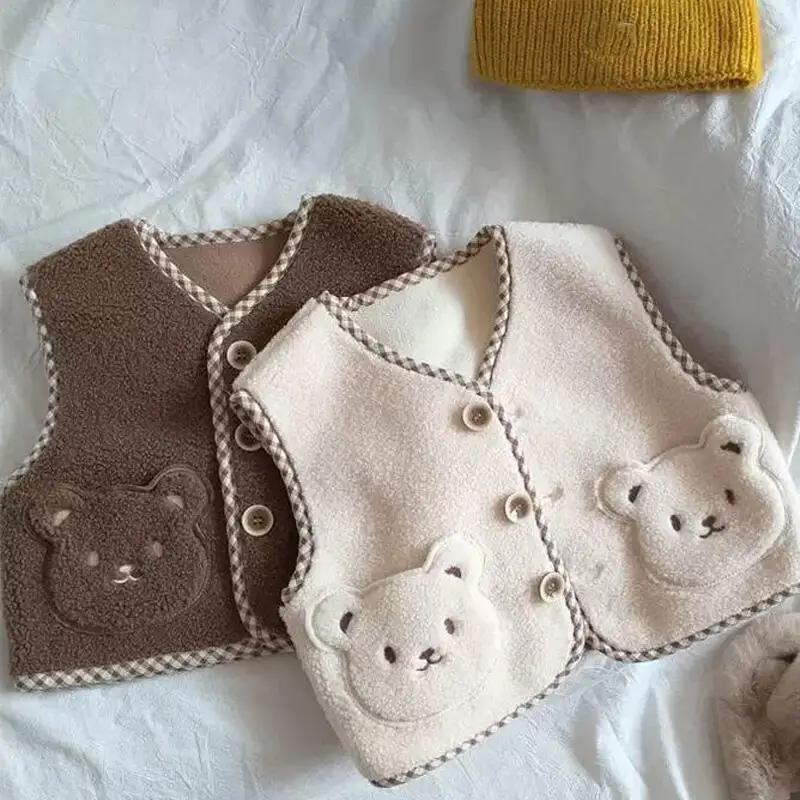 Зимний жилет для малышей для мальчиков и девочек, стеганая теплая куртка без рукавов для младенцев, утепленная хлопковая теплая одежда для дома, детская одежда
Зимний жилет для малышей для мальчиков и девочек, стеганая теплая куртка без рукавов для младенцев, утепленная хлопковая теплая одежда для дома, детская одежда