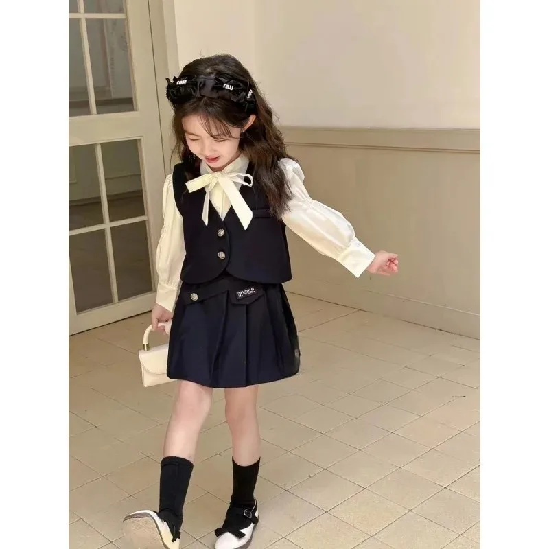 Girls 'NEW CHILDREN'S clothing preppy style fashionable dress baby spring and autumn dress three-piece suit
Girls 'NEW CHILDREN'S clothing preppy style fashionable dress baby spring and autumn dress three-piece suit