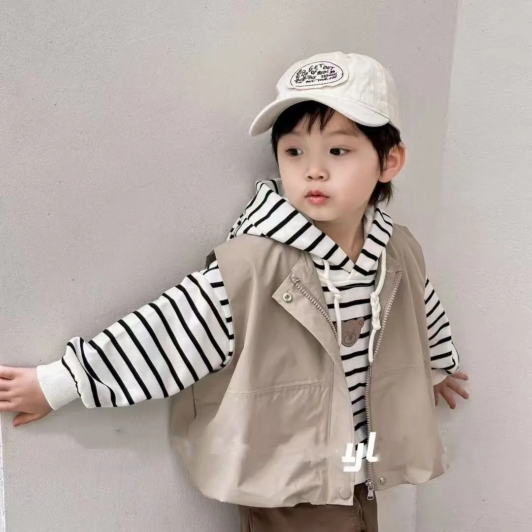 Children's Top Set Spring and Autumn Fashion Boys and Girls' Loose Hooded Hoodie Vest 2-piece Set
Children's Top Set Spring and Autumn Fashion Boys and Girls' Loose Hooded Hoodie Vest 2-piece Set