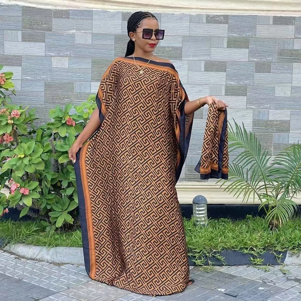 2025 European and American New Fashion Breathable Satin African Print Loose Casual Summer Dress Women's Polyester Spring
2025 European and American New Fashion Breathable Satin African Print Loose Casual Summer Dress Women's Polyester Spring