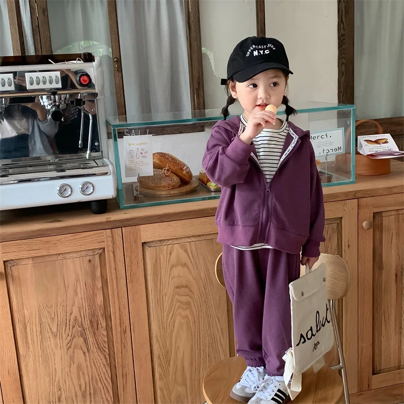 Baby Zipper Jacket and Pants 2 Pieces Outfit Girls Coat Trousers Two Piece Sports Suits Fashion Korean Children's Clothes Sets
Baby Zipper Jacket and Pants 2 Pieces Outfit Girls Coat Trousers Two Piece Sports Suits Fashion Korean Children's Clothes Sets