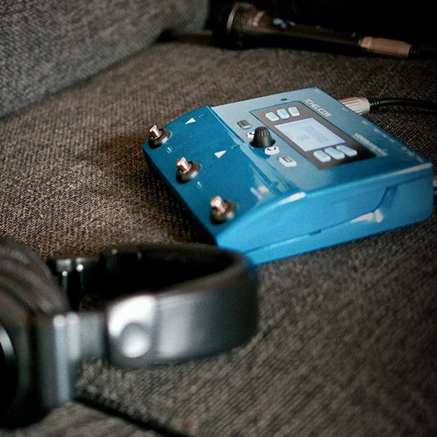 2025 hot sale TC Helicon VoiceLive Plays Vocal And Acoustic Guitar Effects Speakers For Computer Recording, Outdoor And Stage Pe
2025 hot sale TC Helicon VoiceLive Plays Vocal And Acoustic Guitar Effects Speakers For Computer Recording, Outdoor And Stage Pe