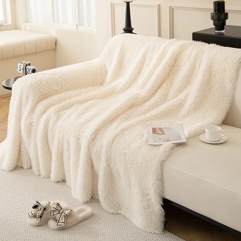 Plush sofa towel,full cover fabric,milk oil windproof,cat paw proof sofa blanket,thickened anti slip sofa cover towel
Plush sofa towel,full cover fabric,milk oil windproof,cat paw proof sofa blanket,thickened anti slip sofa cover towel