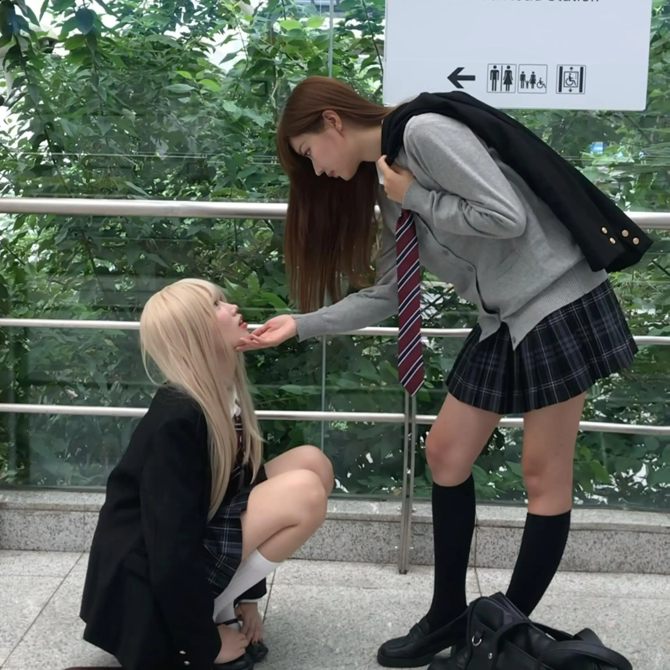 Original ey Bla JK orm Suit Jaet Women's College Sle Tee Button Versatile Outerwear Long Sve Four Seasons
Original ey Bla JK orm Suit Jaet Women's College Sle Tee Button Versatile Outerwear Long Sve Four Seasons