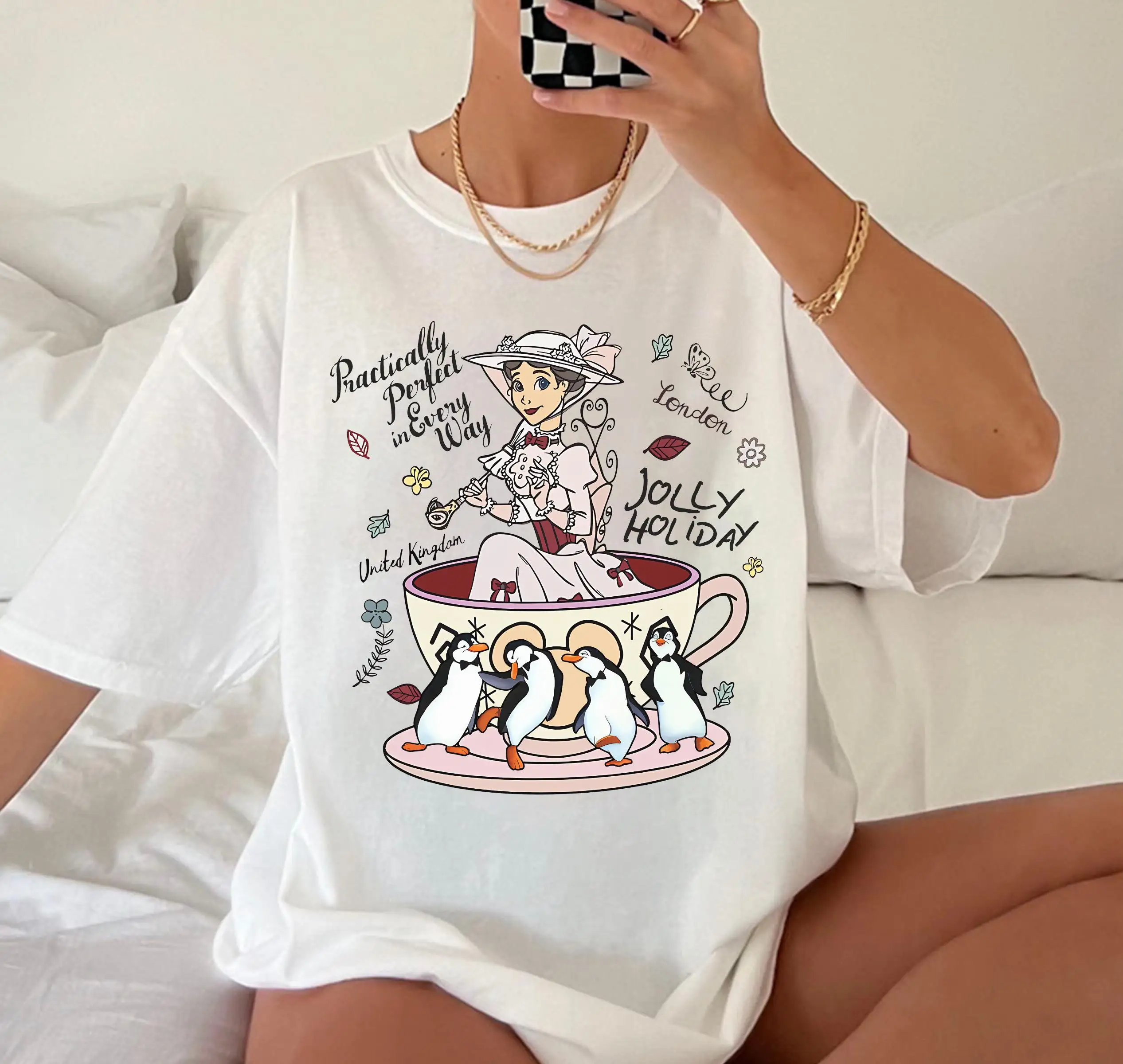 Футболка Disney Jolly Holiday Mary Poppins Penguins Mad Teacup, идеальная рубашка в каждом месте, одинаковая рубашка для всей семьи Disneyland
Футболка Disney Jolly Holiday Mary Poppins Penguins Mad Teacup, идеальная рубашка в каждом месте, одинаковая рубашка для всей семьи Disneyland