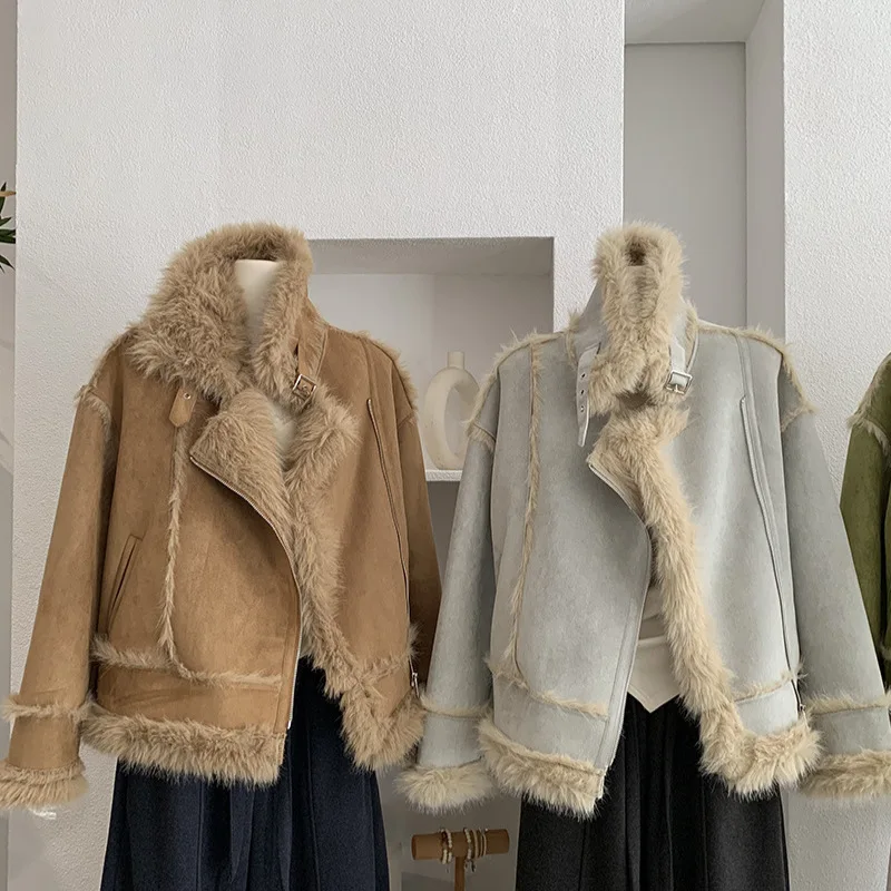 Женская теплая шуба с воротником из замши, винтажная, утепленная, с длинными рукавами, на молнии
Женская теплая шуба с воротником из замши, винтажная, утепленная, с длинными рукавами, на молнии