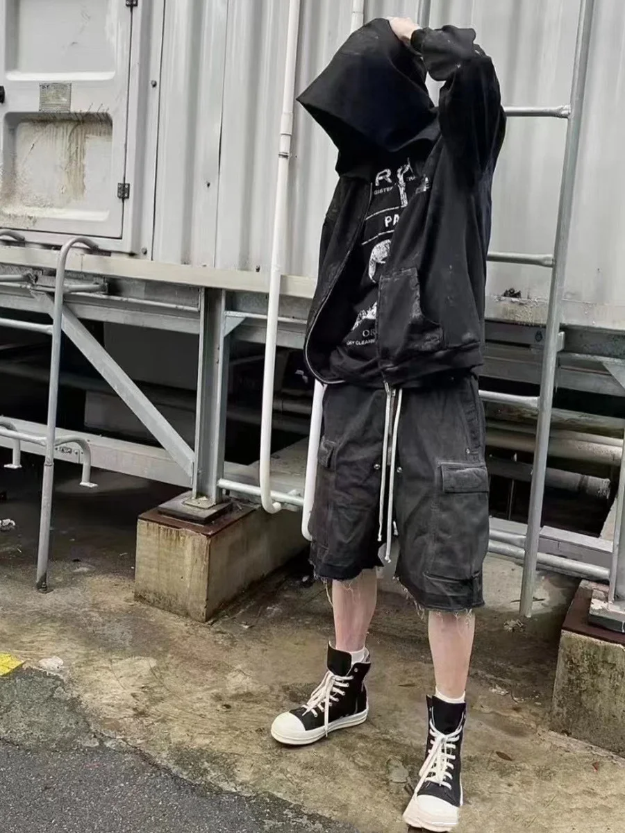 Мужские джинсы-шорты Waed Destroyed Hem Denim в стиле American High Street RO Sle Five-ket Workwear, летние, молодежные, повседневные
Мужские джинсы-шорты Waed Destroyed Hem Denim в стиле American High Street RO Sle Five-ket Workwear, летние, молодежные, повседневные