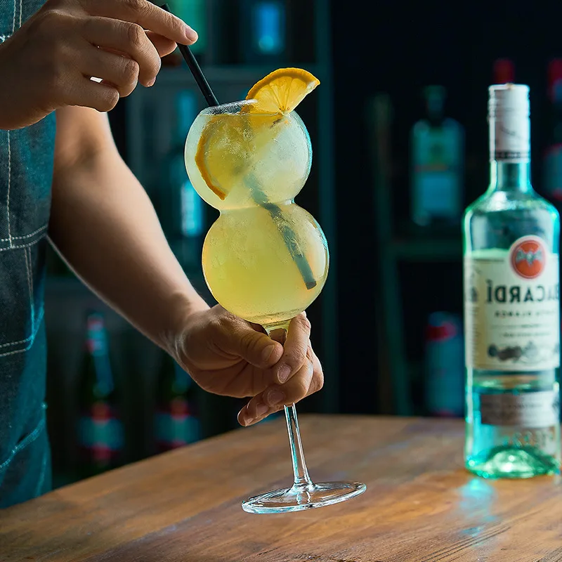 470ml Creative Goblet Bubble Ball Cocktail Champagne Wine Juice Whiskey Brandy Glass Water Cup for Bar Restaurant Cocktail Set
470ml Creative Goblet Bubble Ball Cocktail Champagne Wine Juice Whiskey Brandy Glass Water Cup for Bar Restaurant Cocktail Set