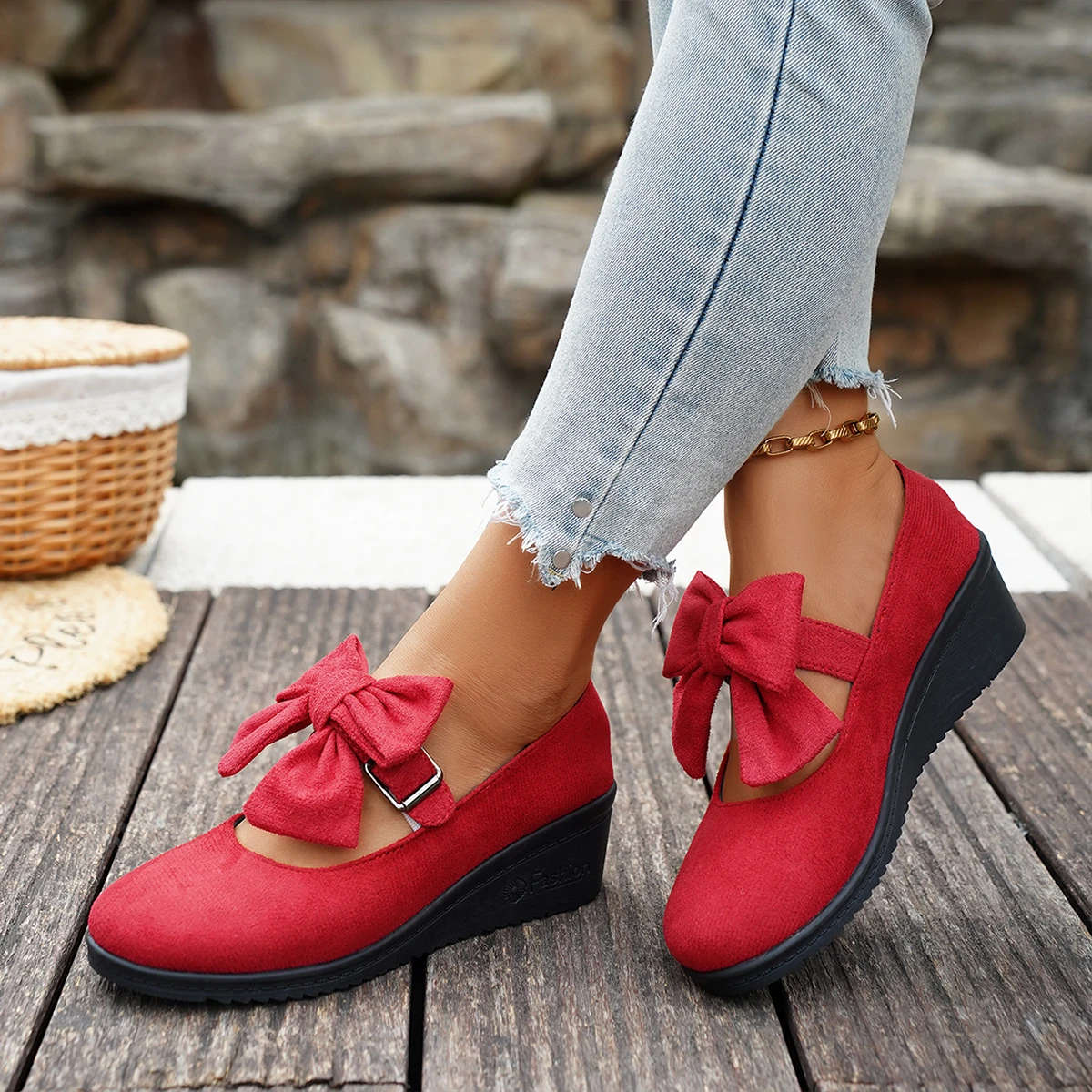 *Spring Autumn New Round Head Slope Heel Bow Comfortable Casual Shoes for Women Fashion Sexy Elegant High Heels Single Shoes
*Spring Autumn New Round Head Slope Heel Bow Comfortable Casual Shoes for Women Fashion Sexy Elegant High Heels Single Shoes