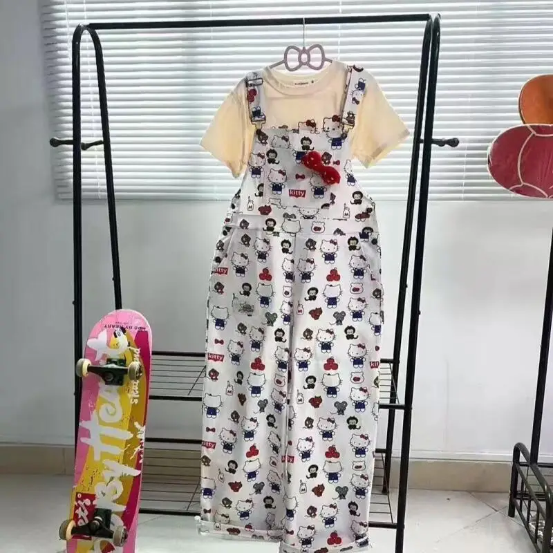 Sanrio студенческие новые стильные комбинезоны Hello Kitty, универсальные комбинезоны, весенние популярные американские модные прямые повседневные брюки, хит продаж
Sanrio студенческие новые стильные комбинезоны Hello Kitty, универсальные комбинезоны, весенние популярные американские модные прямые повседневные брюки, хит продаж
