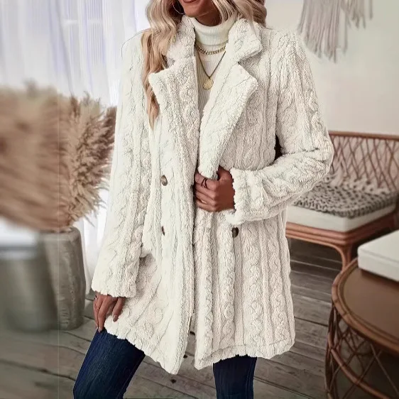Women's New Plush Jacket Is Comfortable, Casual, Warm with A Double-breasted Suit Collar and Double-breasted Fleece
Women's New Plush Jacket Is Comfortable, Casual, Warm with A Double-breasted Suit Collar and Double-breasted Fleece