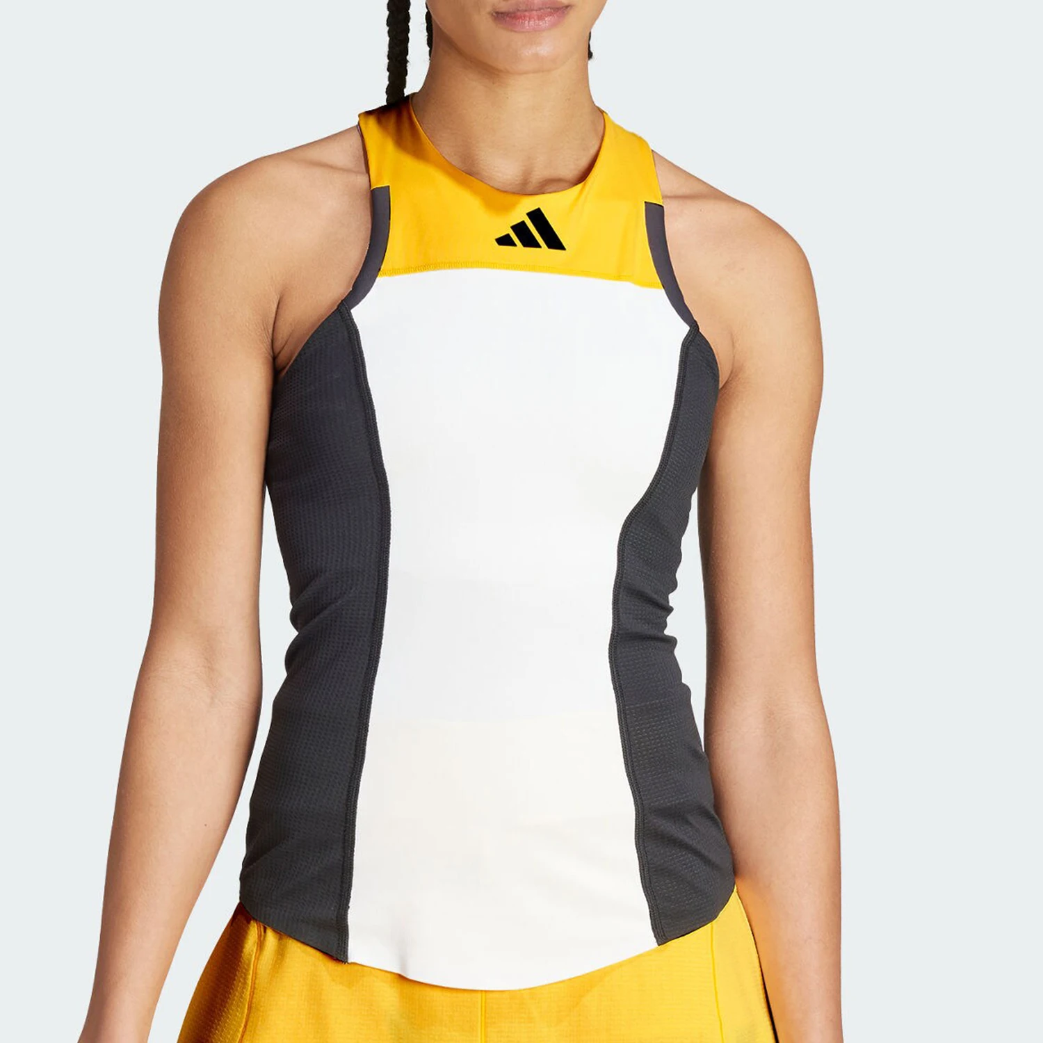 Оригинальная женская теннисная спортивная майка Adidas Y-TANK PRO IN6494
Оригинальная женская теннисная спортивная майка Adidas Y-TANK PRO IN6494