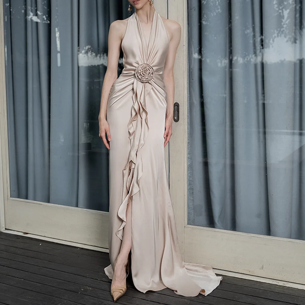 Elegant Court Train Flowers Ruffles Backless Satin Evening Dresses Luxury Straight Floor Length Front Slit Halter Sleeveless
Elegant Court Train Flowers Ruffles Backless Satin Evening Dresses Luxury Straight Floor Length Front Slit Halter Sleeveless