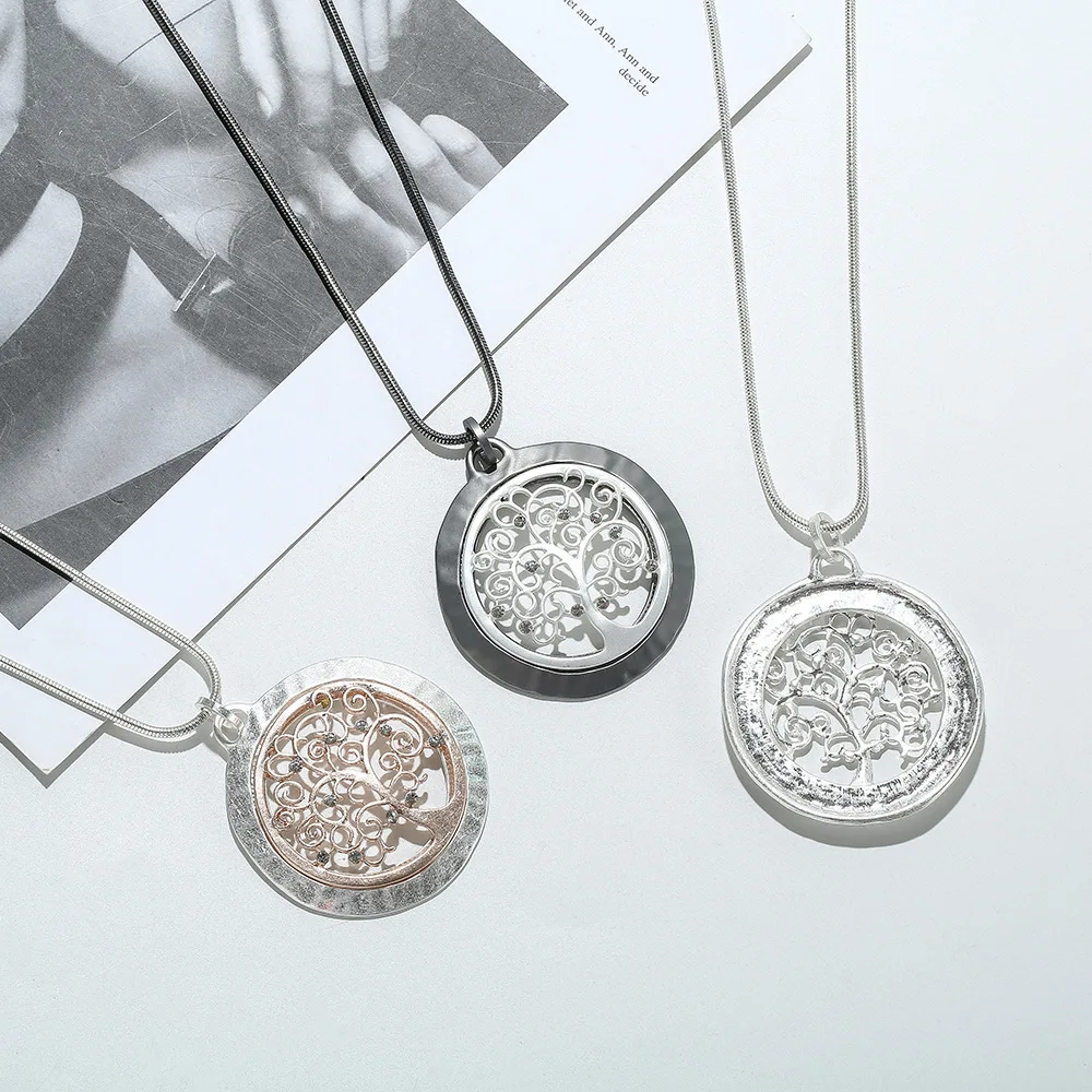 Hot Selling Necklace European and American Diamond Geometric Circle Hollow Tree of Life Women's Alloy Pendant
Hot Selling Necklace European and American Diamond Geometric Circle Hollow Tree of Life Women's Alloy Pendant