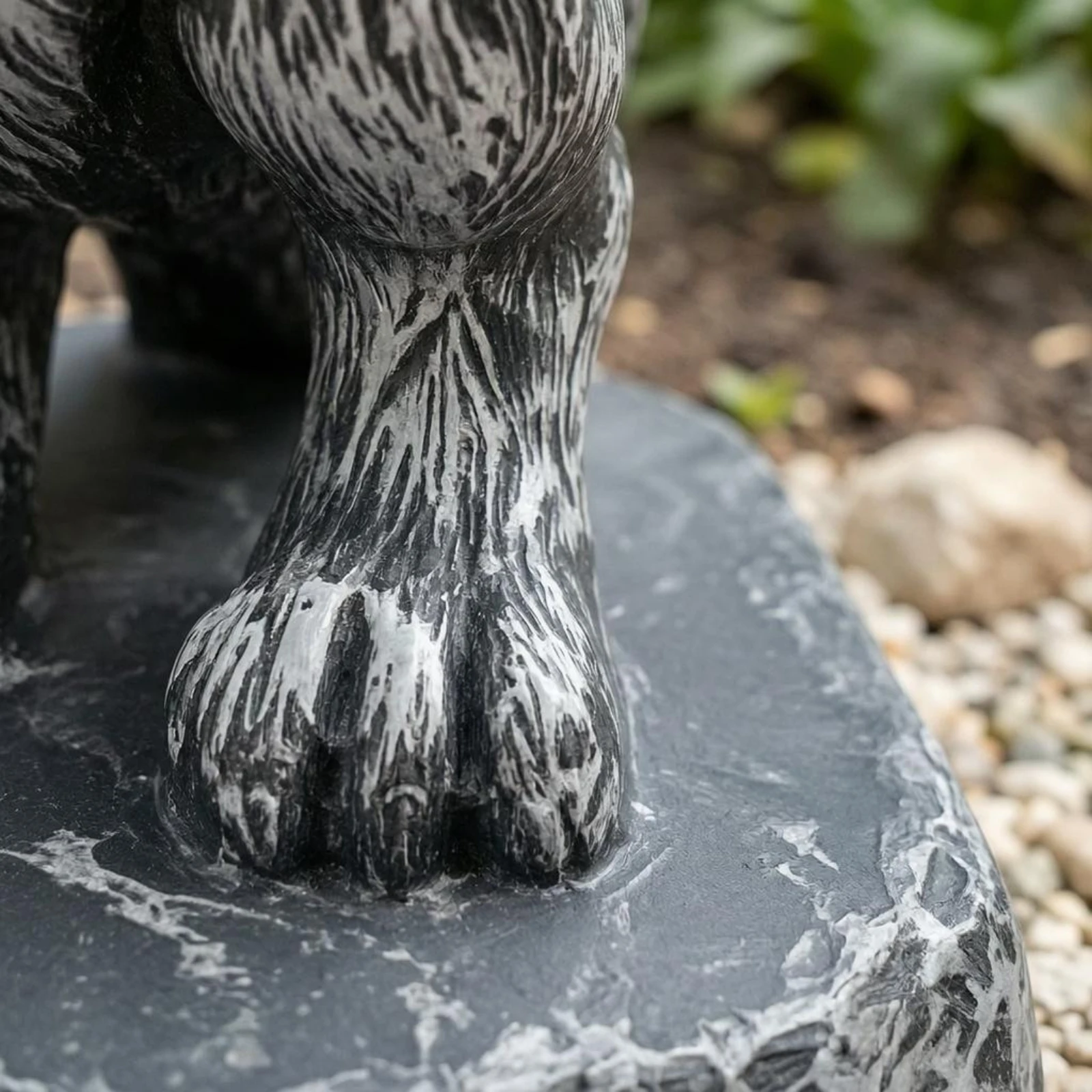 Lighted Dog Statue Decorative Display Resin Dog Statue Yard Ornament LED Lights Garden Decor for Patio
Lighted Dog Statue Decorative Display Resin Dog Statue Yard Ornament LED Lights Garden Decor for Patio