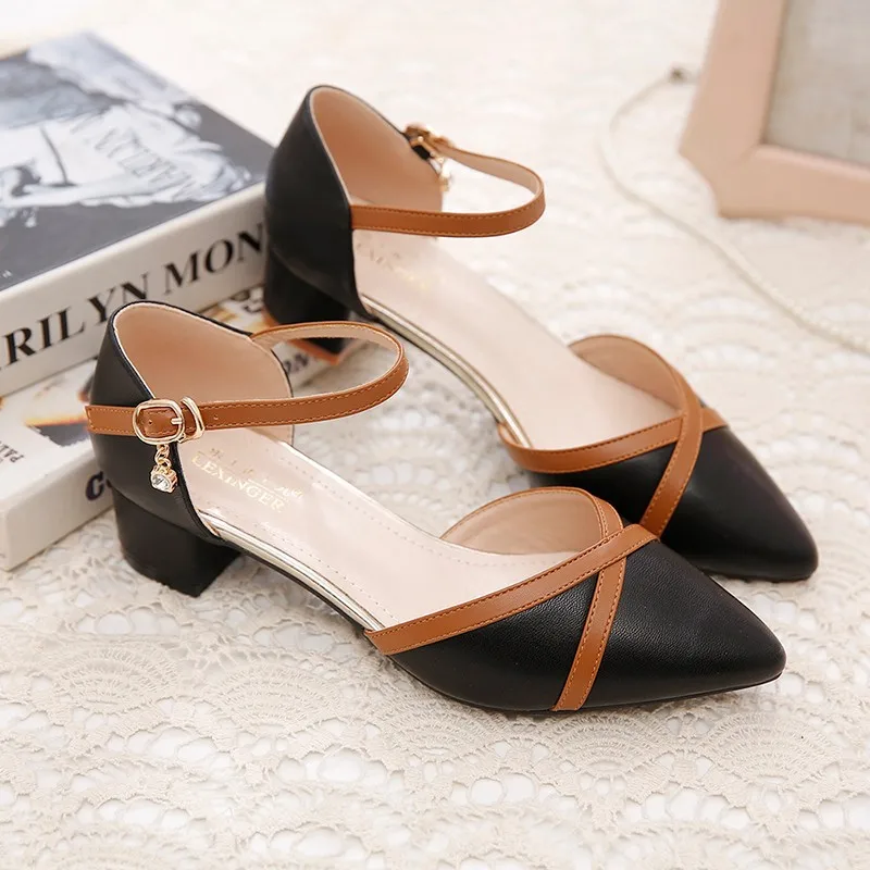 2025 Women's Sandals Summer New Stylish Sweet Pointed Toe Heel Shoes Lady Casual Buckles Strap Thick Heel Shoes Zapatos De Mujer
2025 Women's Sandals Summer New Stylish Sweet Pointed Toe Heel Shoes Lady Casual Buckles Strap Thick Heel Shoes Zapatos De Mujer