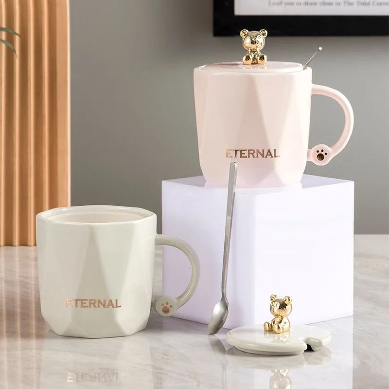 Bear Cute Coffee Mug Creative Geometric Cup Body with Lid and Spoon Set Ceramic Water Cup Light Luxury Milk Cup Birthday Present
Bear Cute Coffee Mug Creative Geometric Cup Body with Lid and Spoon Set Ceramic Water Cup Light Luxury Milk Cup Birthday Present
