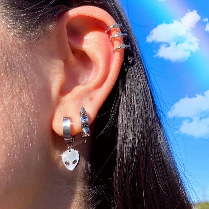 New 2020 ins Hip-pop Rock Alien Drop Earrings Full Rhinestone Stainless Steel Ear Buckle Earrings For Women Men Fashion Jewelry
New 2020 ins Hip-pop Rock Alien Drop Earrings Full Rhinestone Stainless Steel Ear Buckle Earrings For Women Men Fashion Jewelry