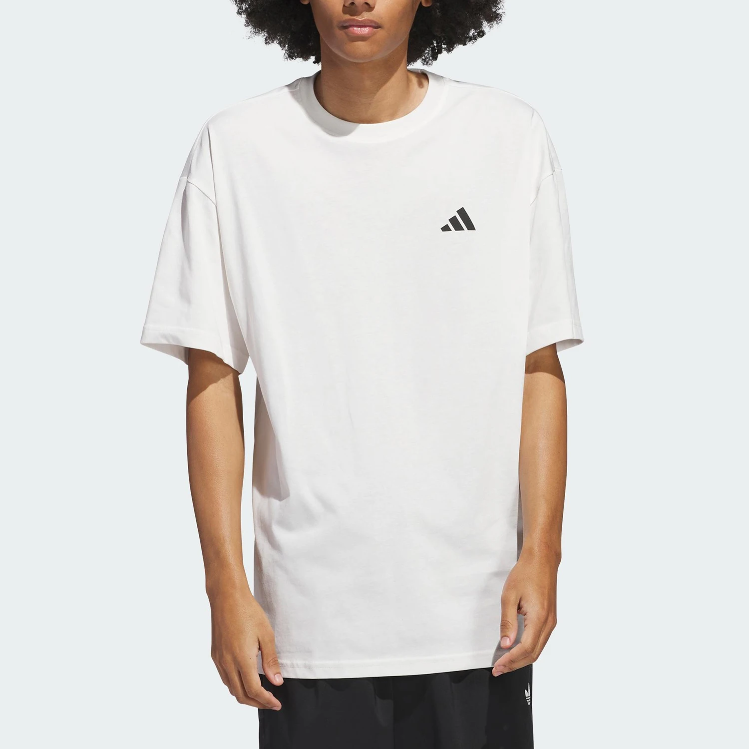 adidas 2025 Summer Men's Minimalist Basketball Knit T-Shirt JP3862
adidas 2025 Summer Men's Minimalist Basketball Knit T-Shirt JP3862