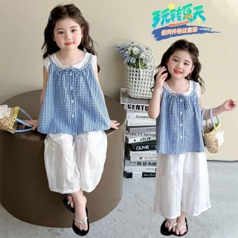 Baby and girl's clothing set summer new children's Plaid plaid top+wide leg pants two-piece set
Baby and girl's clothing set summer new children's Plaid plaid top+wide leg pants two-piece set